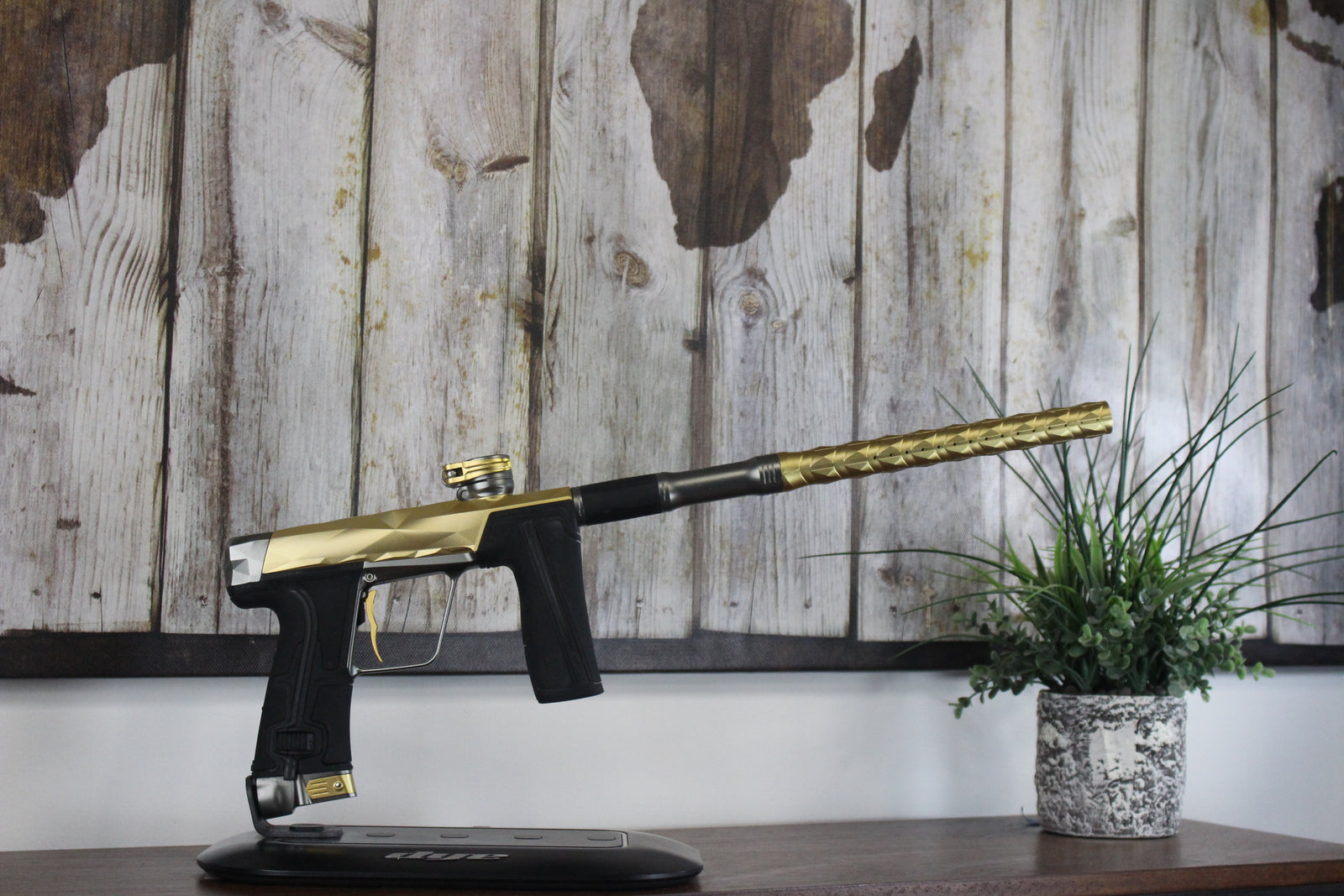 Infamous "Diamond Cut" CS3Pro - Gunmetal Glory