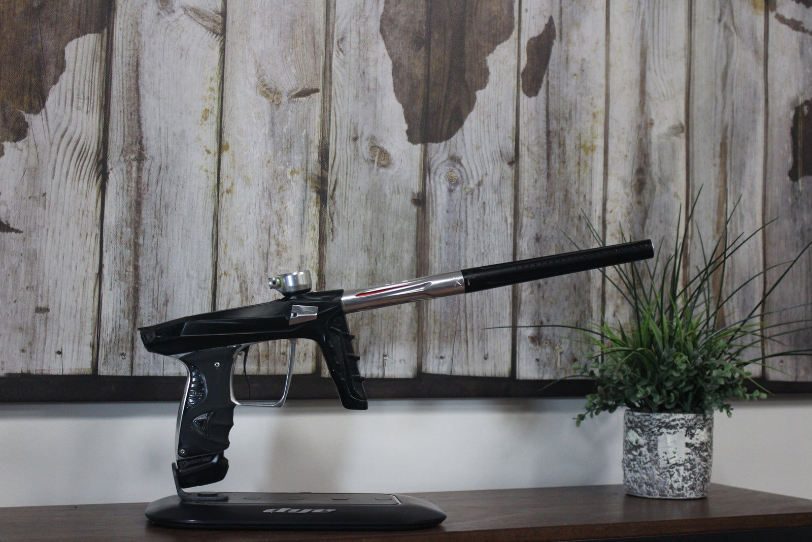 Virtue Luxe ACE - Black/Silver