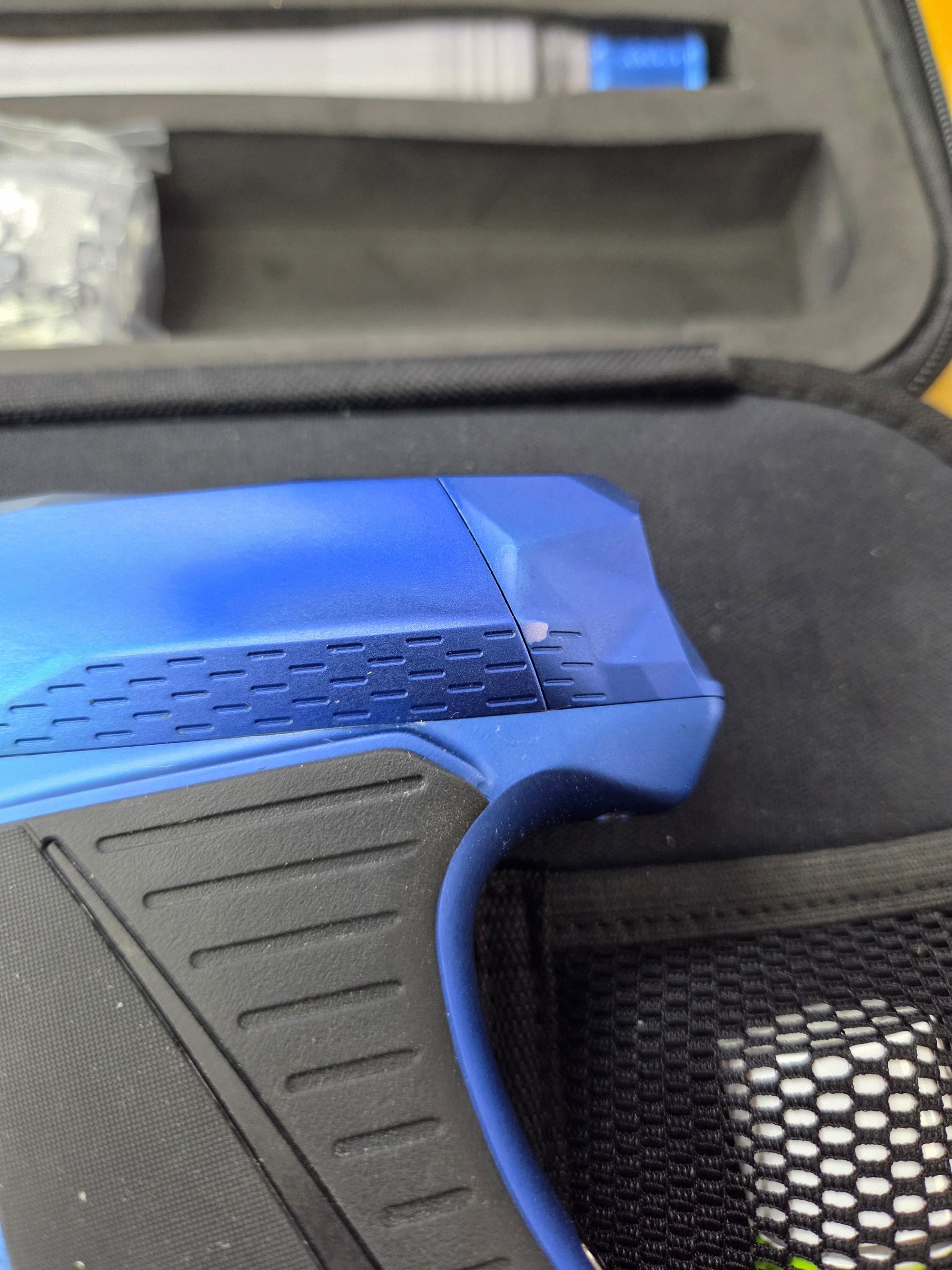 Planet Eclipse Infamous 180R - Blue Fade - Mazens Paintball