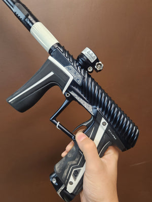 Planet Eclipse Twister Geo 4 - Stealth w/Engraving
